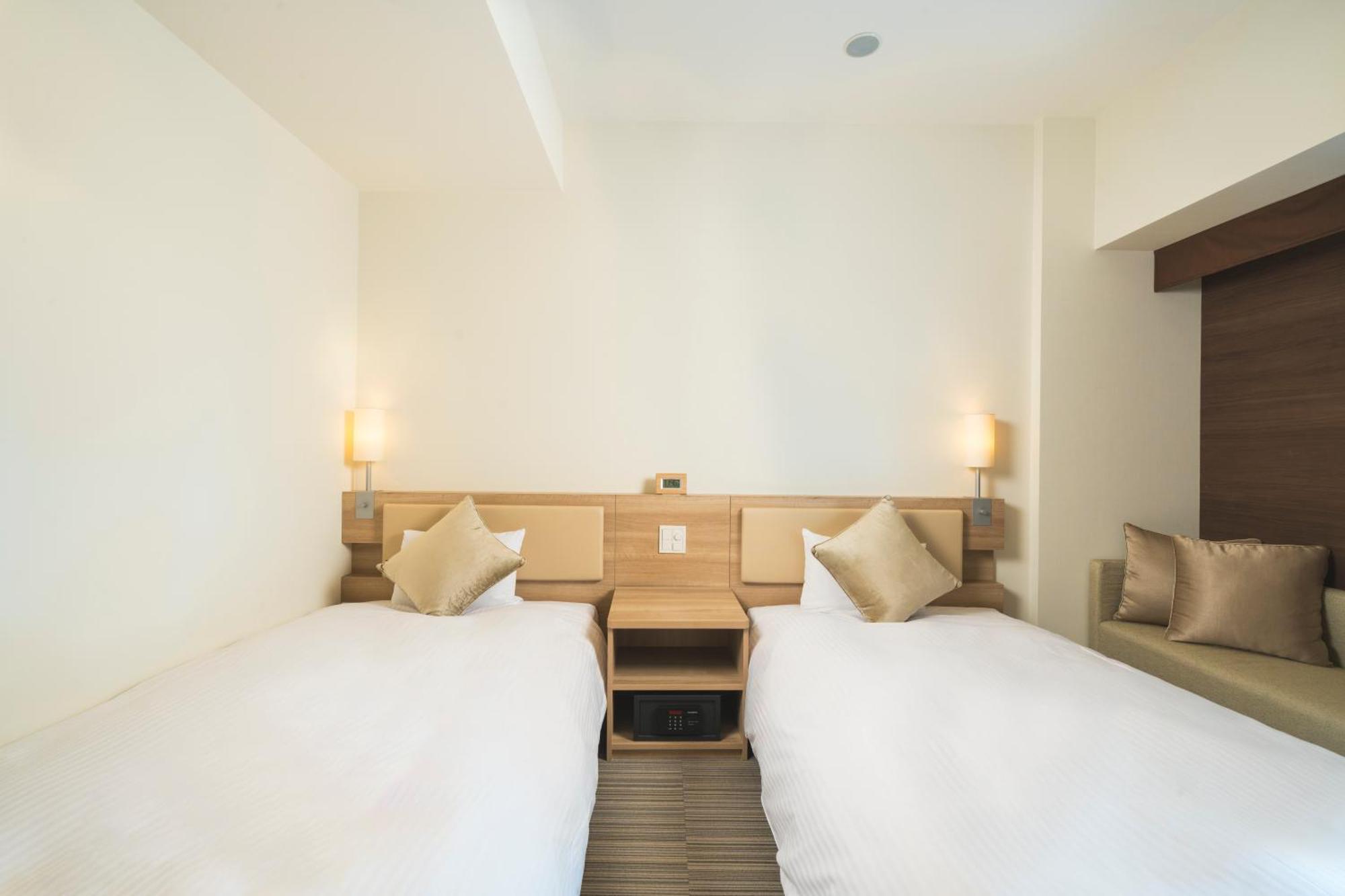 Koko Hotel Hiroshima Ekimae Exteriör bild
